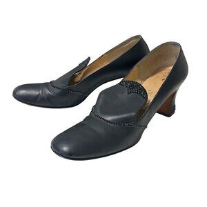 Barefoot Originals Vintage Black Leather Beaded Block Heel Pumps